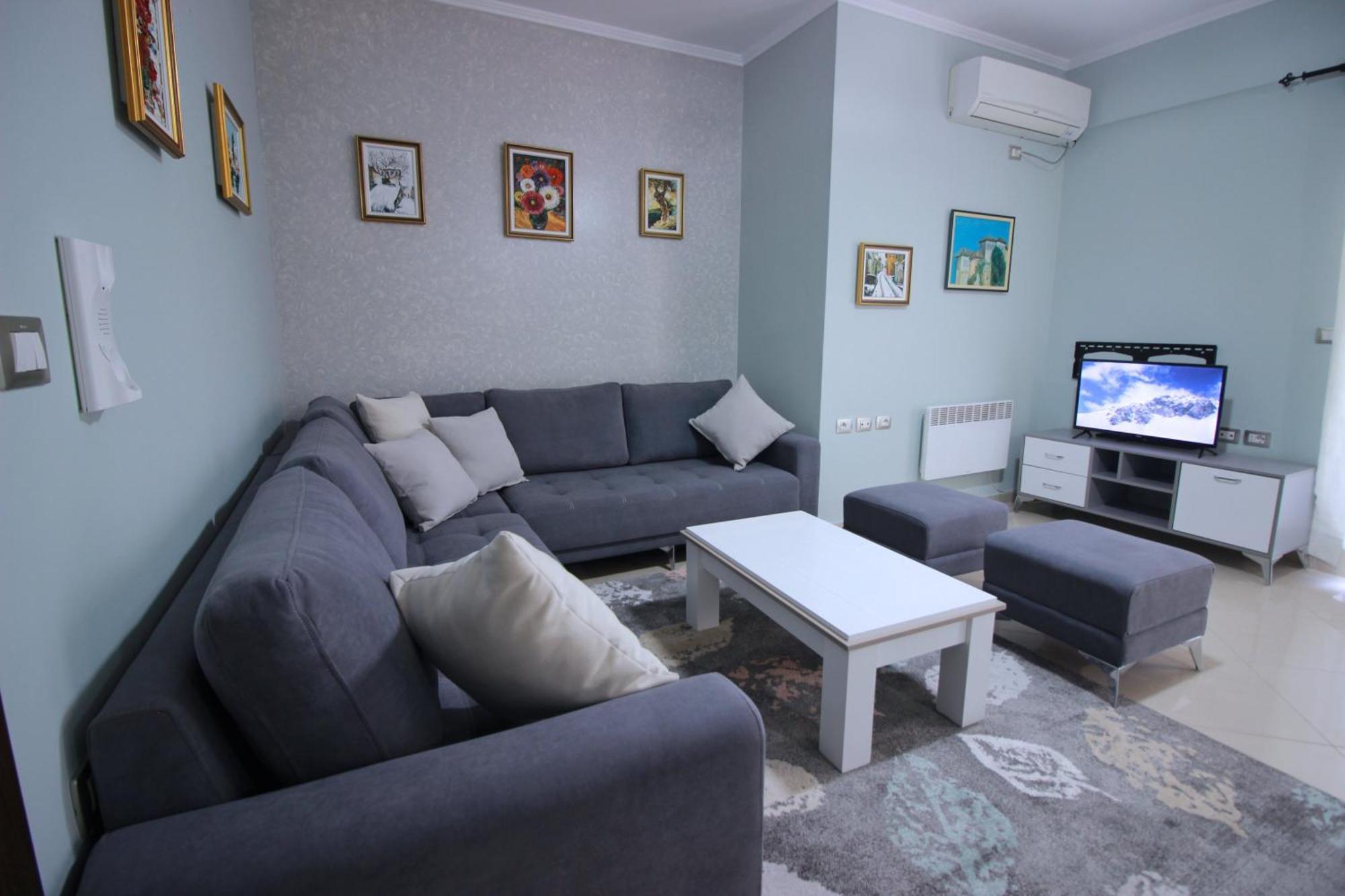 Apartament Duzgo Gjirokaster Bagian luar foto